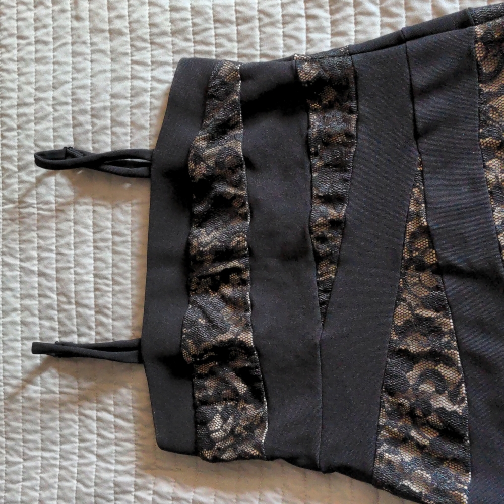 *SOLD*Torrid Black & Nude Lace Layered Bodycon Mini Dress - Picture 3 of 15